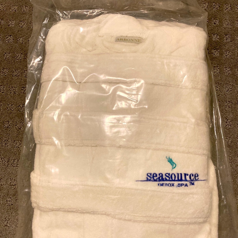White Bathrobe - Terrycloth - Arbonne SeaSource
